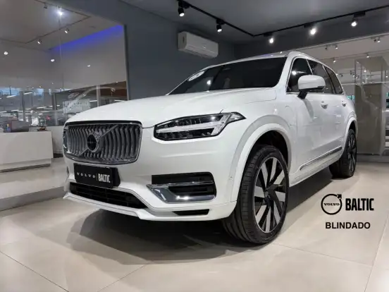 VOLVO-XC90-2024