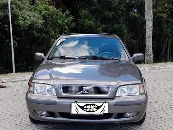 VOLVO-S40-2.0 TURBO GASOLINA 4P AUTOMÁTICO VOLVO-S40-2001