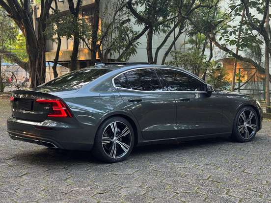 VOLVO-S60-2.0 T5 INSCRIPTION GASOLINA 4P AUTOMÁTICO VOLVO-S60-2019