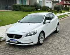 VOLVO V40 2.0 T4 COMFORT TURBO GASOLINA 4P AUTOMÁTICO VOLVO V40 2.0 T4 COMFORT TURBO GASOLINA 4P AUTOMÁTICO
