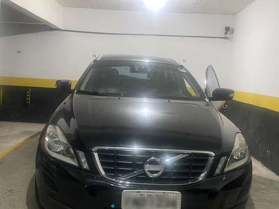 VOLVO-XC60-3.0 COMFORT AWD TURBO GASOLINA 4P AUTOMÁTICO VOLVO-XC60-2011
