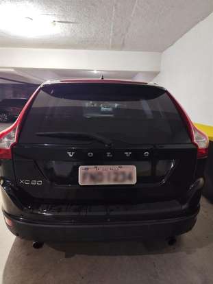 VOLVO-XC60-2011