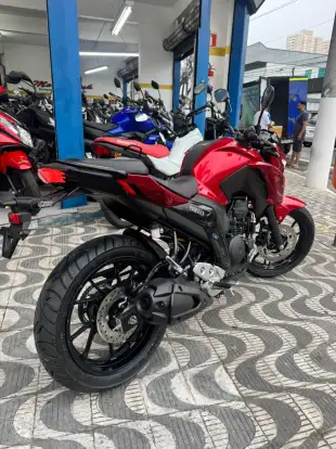 YAMAHA-FZ25 FAZER CONNECTED ABS YAMAHA-FZ25 FAZER CONNECTED ABS-2025