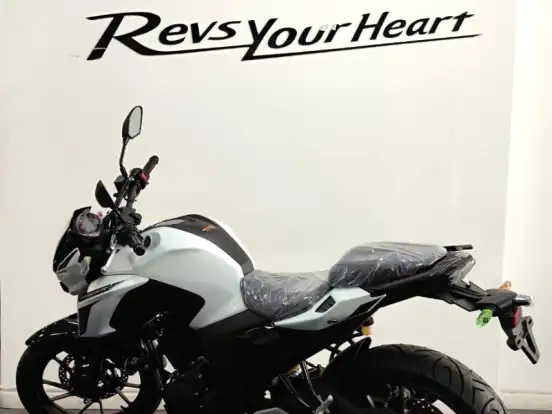 YAMAHA-FZ25 FAZER CONNECTED ABS YAMAHA-FZ25 FAZER CONNECTED ABS-2026