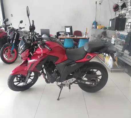 YAMAHA-FZ25 FAZER CONNECTED ABS-2025