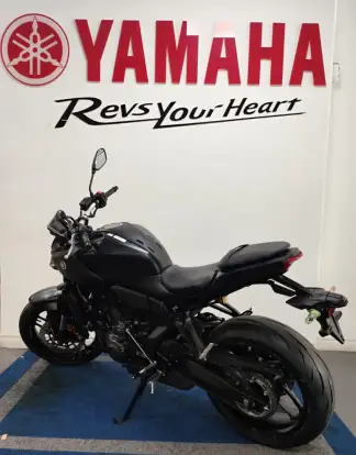 YAMAHA-MT-07 CONNECTED ABS-2026