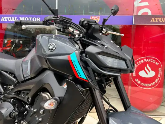 YAMAHA-MT-09 YAMAHA-MT-09-2024