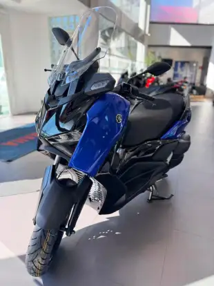 YAMAHA-XMAX 300 CONNECTED ABS-2026