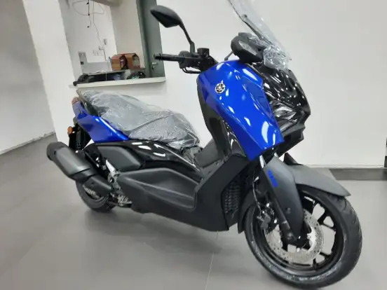 YAMAHA-XMAX 300 CONNECTED ABS YAMAHA-XMAX 300 CONNECTED ABS-2026
