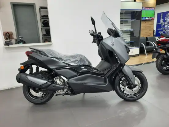 YAMAHA-XMAX 300 CONNECTED ABS YAMAHA-XMAX 300 CONNECTED ABS-2026