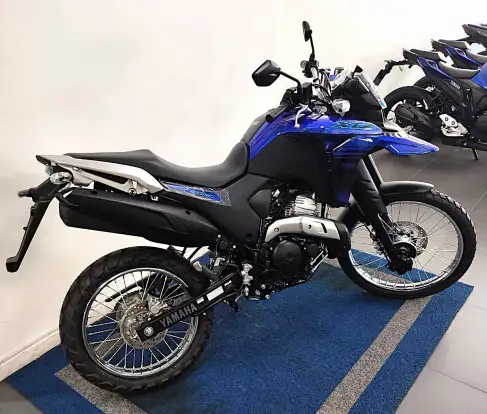 YAMAHA-XTZ 250 LANDER CONNECTED-2026
