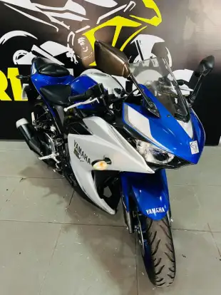 YAMAHA-YZF R3-2016