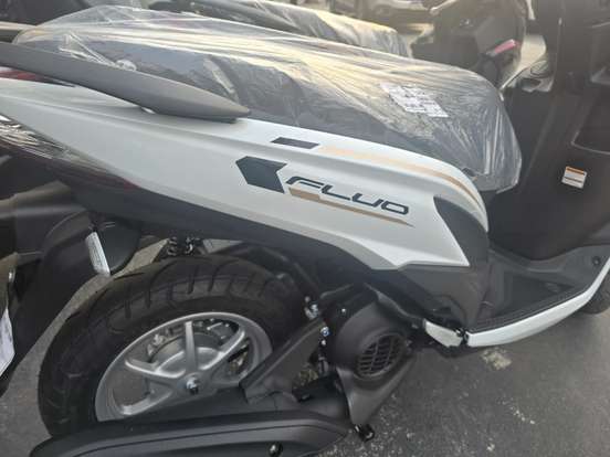 YAMAHA-FLUO 125 HYBRID CONNECTED ABS YAMAHA-FLUO 125 HYBRID CONNECTED ABS-2025