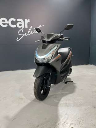 YAMAHA-FLUO 125 HYBRID CONNECTED ABS-2026