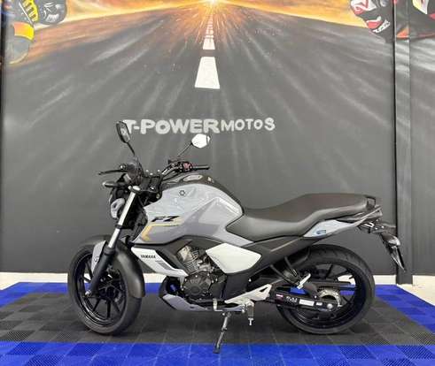 YAMAHA-FZ15 FAZER CONNECTED ABS-2025