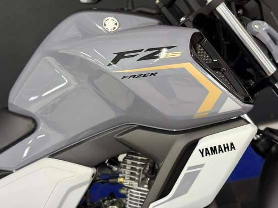 YAMAHA-FZ15 FAZER CONNECTED ABS-2025