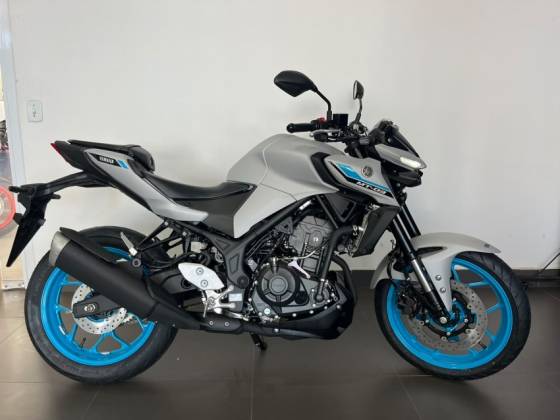 YAMAHA MT-03 CONNECTED ABS 