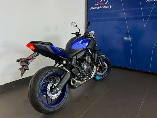 YAMAHA-MT-07 CONNECTED ABS-2025
