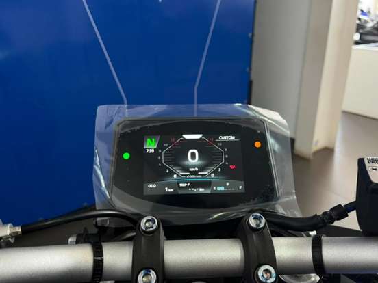 YAMAHA-MT-07 CONNECTED ABS-2025