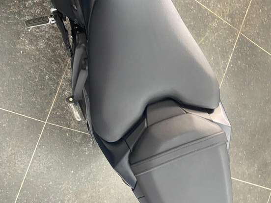 YAMAHA-MT-07 CONNECTED ABS YAMAHA-MT-07 CONNECTED ABS-2025