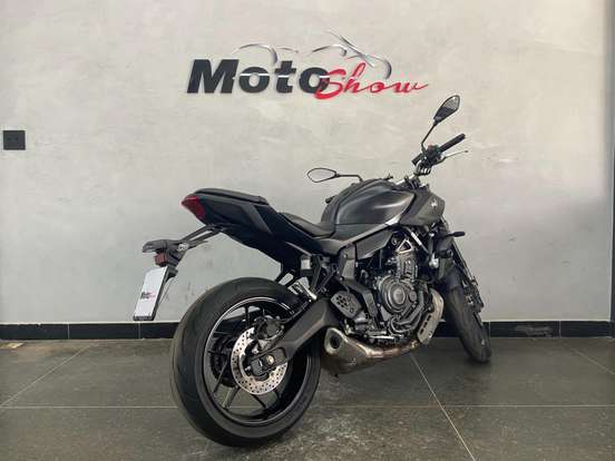 YAMAHA-MT-07 CONNECTED ABS-2025