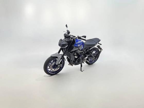 YAMAHA MT-09 