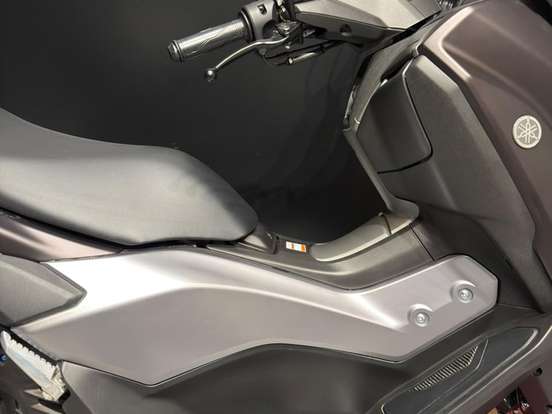 YAMAHA-NMAX CONNECTED 160 ABS YAMAHA-NMAX CONNECTED 160 ABS-2026