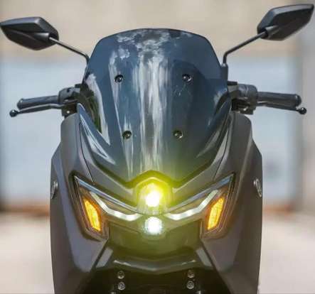YAMAHA-NMAX CONNECTED 160 ABS-2025