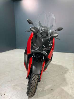 YAMAHA-XMAX 300 CONNECTED ABS-2026