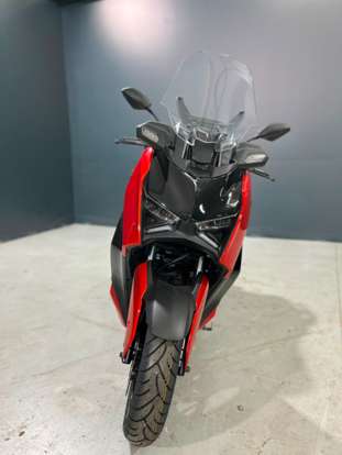 YAMAHA-XMAX 300 CONNECTED ABS-2026