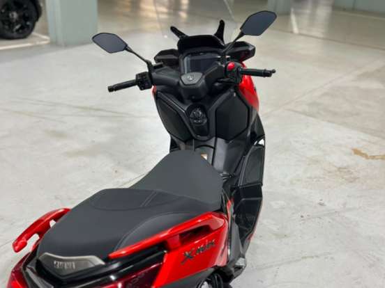 YAMAHA-XMAX 300 CONNECTED ABS YAMAHA-XMAX 300 CONNECTED ABS-2026