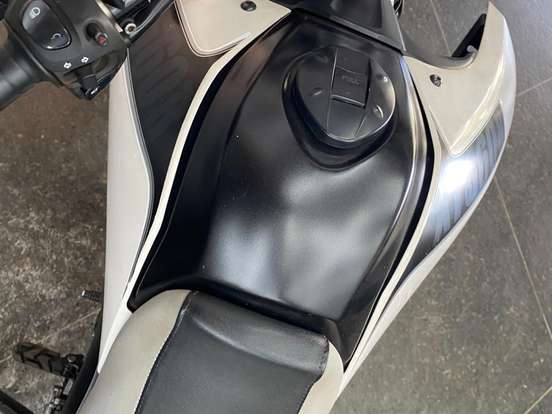 YAMAHA-XT 660R YAMAHA-XT 660R-2013