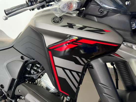 YAMAHA-XTZ 250 LANDER CONNECTED-2026