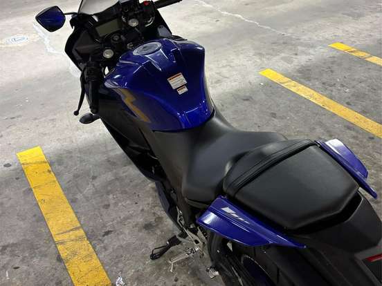 YAMAHA-YZF R15 YAMAHA-YZF R15-2025