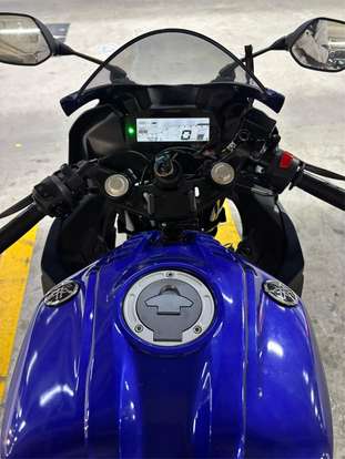YAMAHA-YZF R15-2025