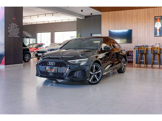 AUDI A3 2.0 40 TFSI MHEV SEDAN PERFORMANCE BLACK S-TRONIC