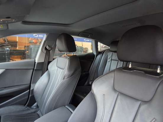 AUDI-A5-2021