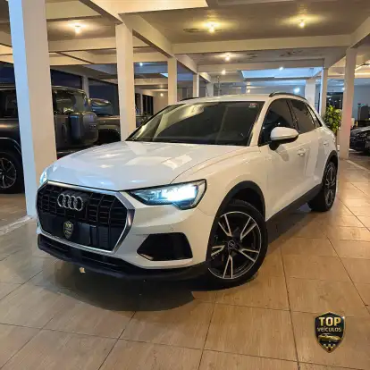 AUDI-Q3-2020