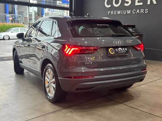 AUDI-Q3-2020