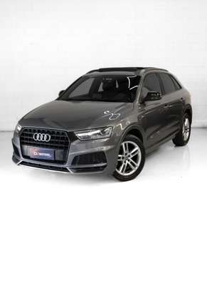 AUDI-Q3-2018