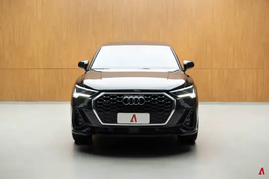 AUDI-Q3-2024