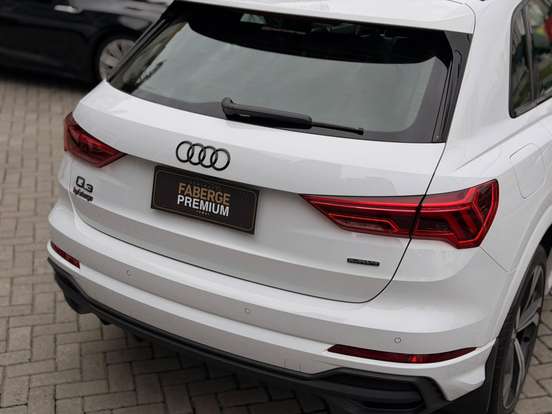 AUDI-Q3-2024