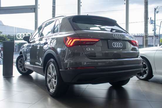 AUDI-Q3-2.0 40 TFSI GASOLINA PRESTIGE QUATTRO TIPTRONIC AUDI-Q3-2024