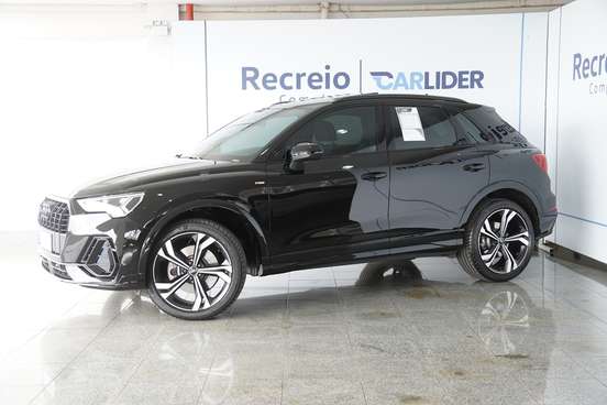 AUDI-Q3-2024