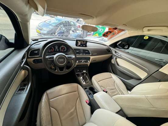 AUDI-Q3-2013