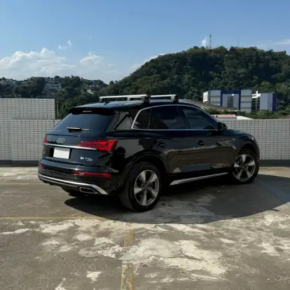 AUDI-Q5-2023