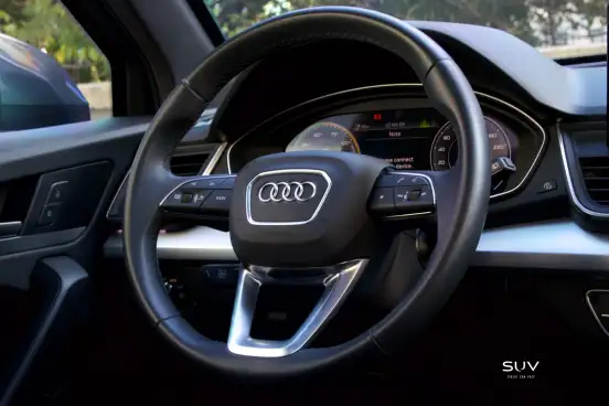 AUDI-Q5-2022