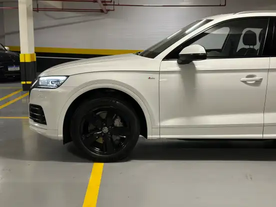 AUDI-Q5-2019