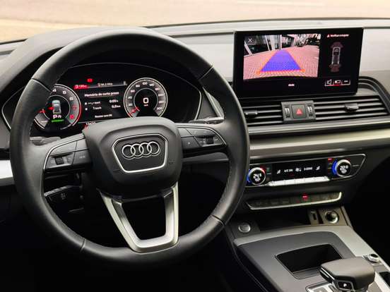 AUDI-Q5-2024