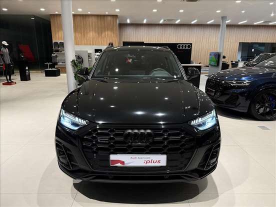 AUDI-Q5-2024